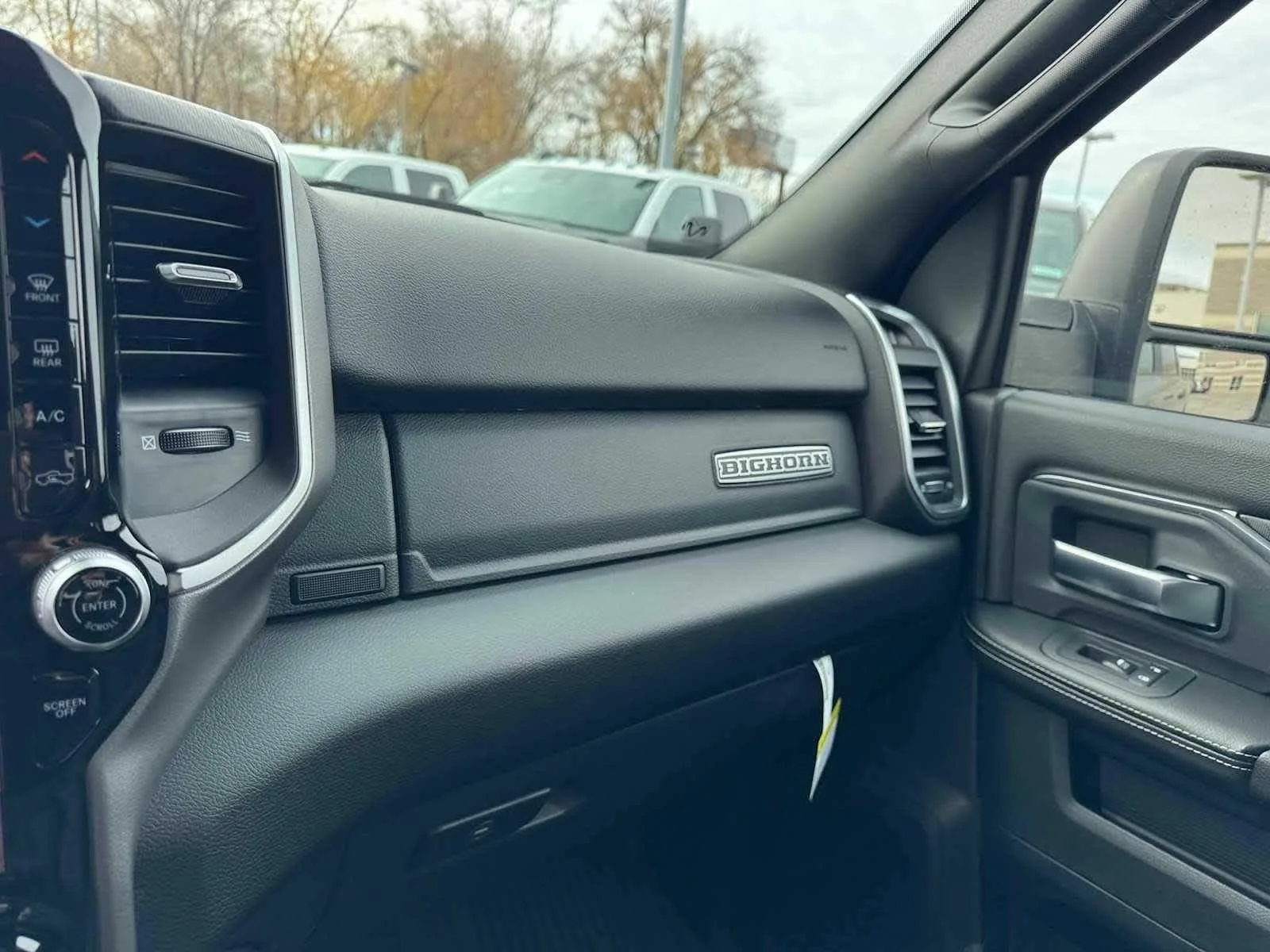 2026 RAM 2500 Big Horn - Photo 18