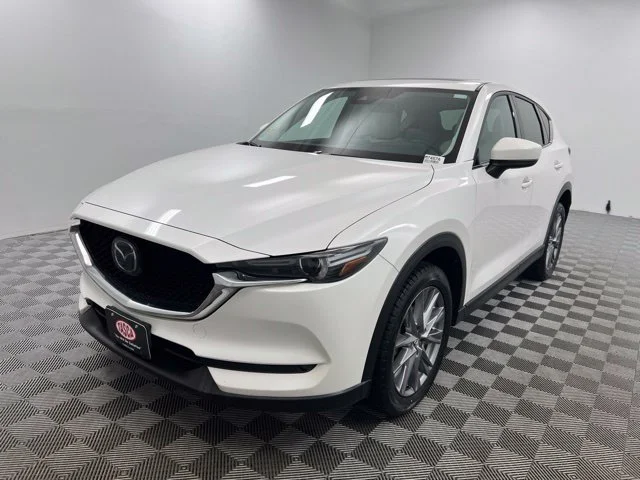 Used 2020 White Mazda Grand Touring image 2