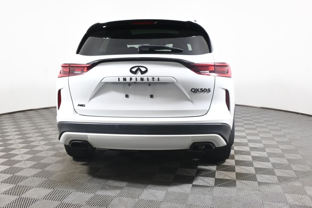 Certified Used 2023 White INFINITI SPORT image 6