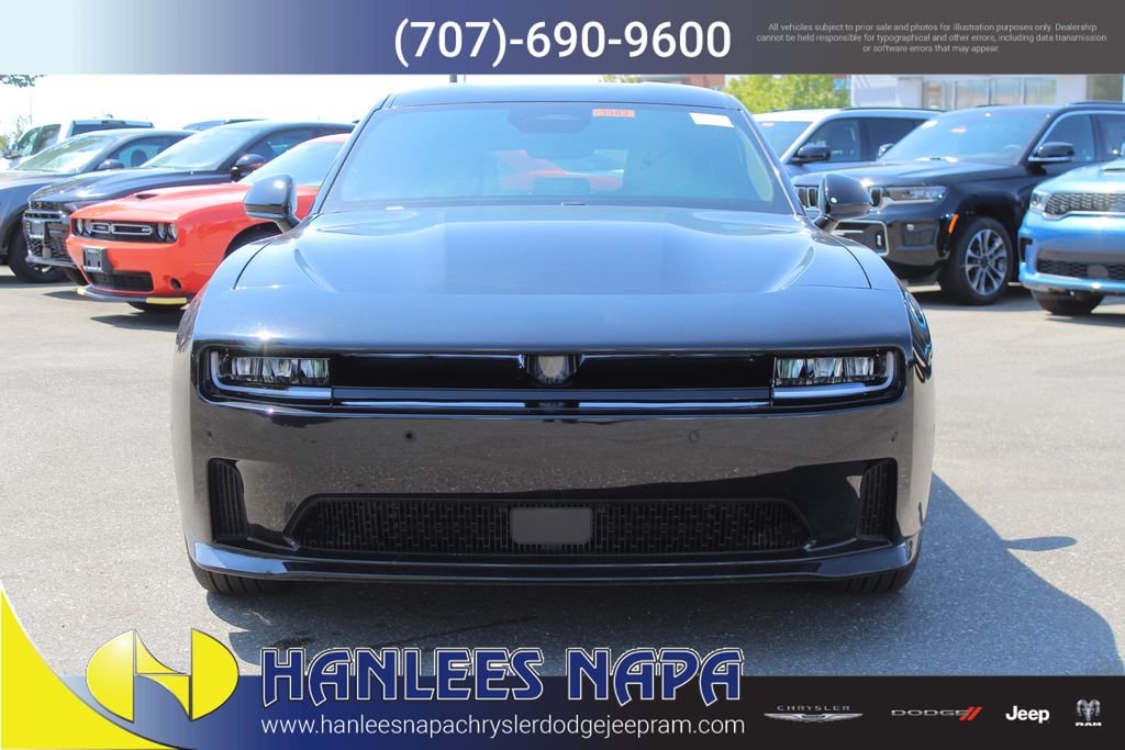 New 2025 Diamond Black Crystal Pearlcoat Dodge R/T image 3