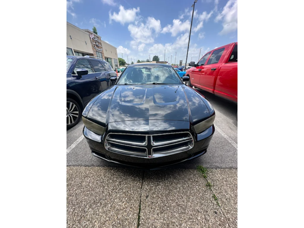 Used 2013 Pitch Black Dodge RT image 9