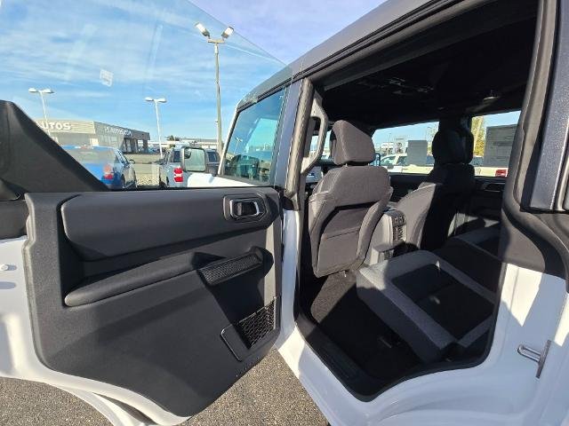 New 2025 Oxford White Ford Base image 43