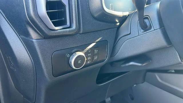 New 2026 Velocity Blue Metallic Ford Outer Banks® image 35