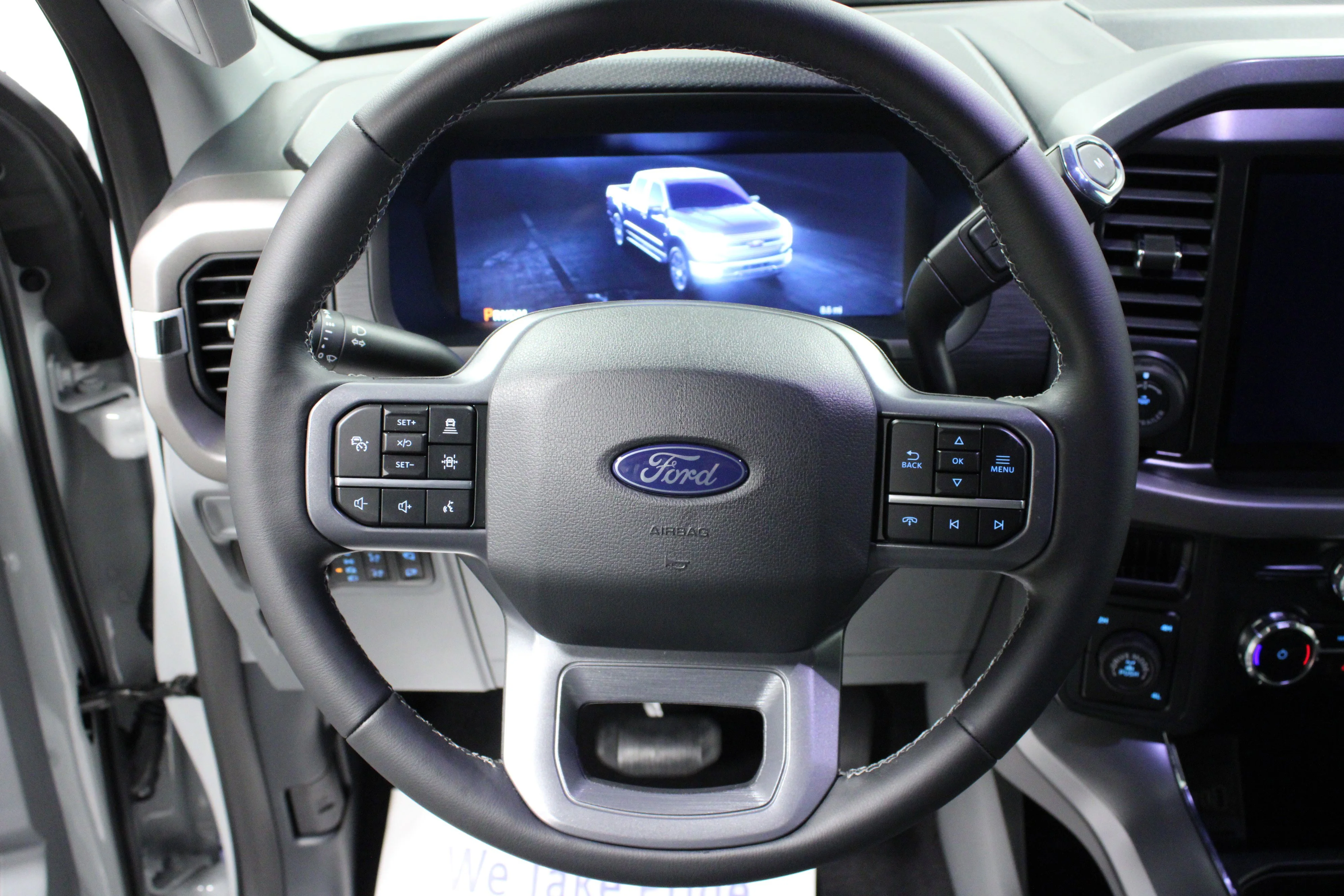 New 2026 Avalanche Ford XLT image 17
