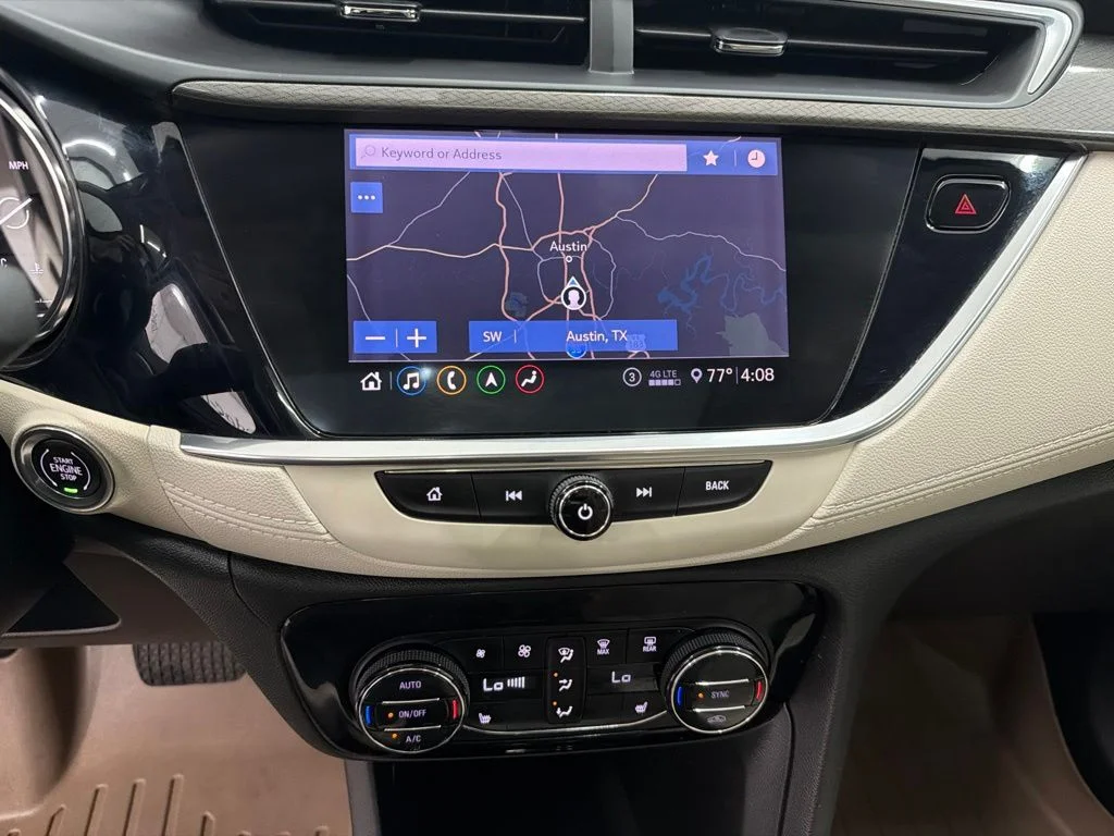 Used 2020 White Buick Essence image 18