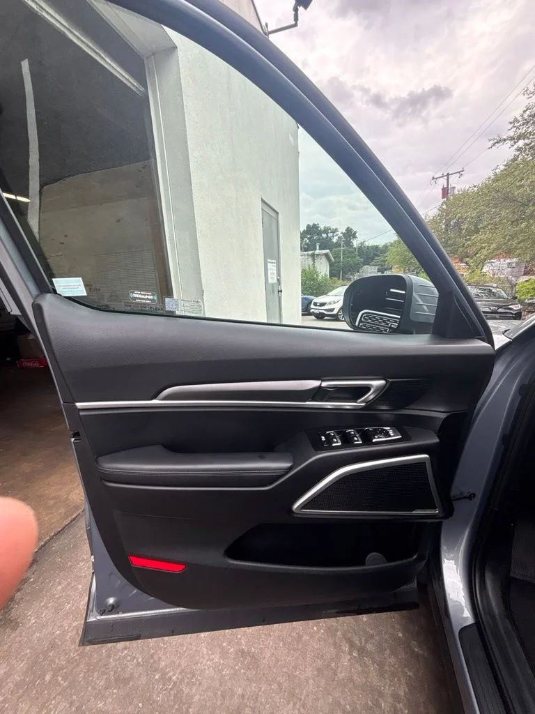 Used 2022 Silver Kia LX image 12
