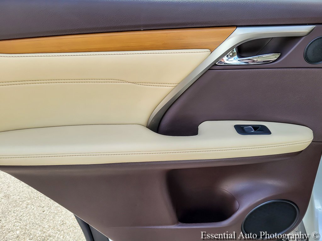 Used 2019 White Lexus 350 image 19