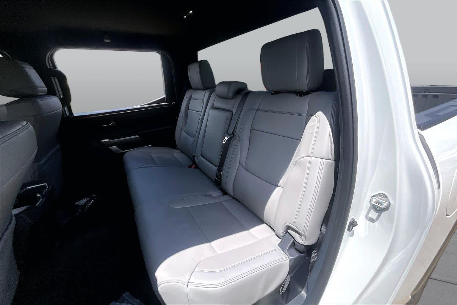 Used 2026 Ice Cap Toyota SR5 image 19
