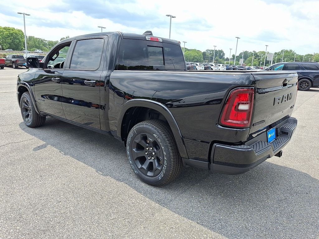 New 2026 Diamond Black Crystal Pearlcoat RAM Big Horn/Lone Star image 3