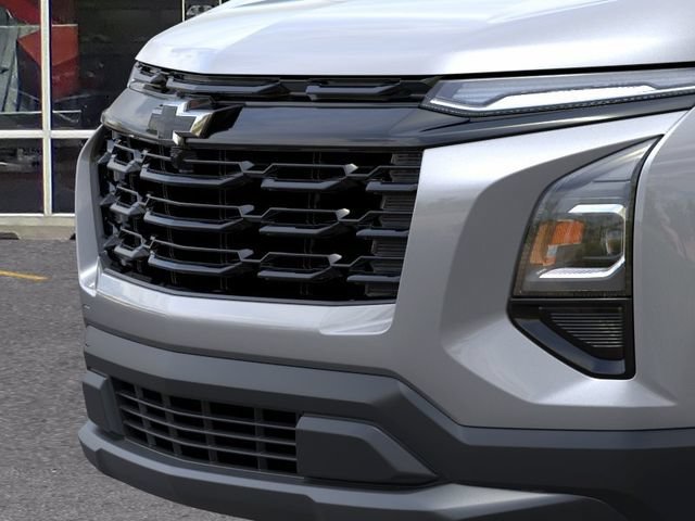 2027 Chevrolet Equinox LT - Photo 13