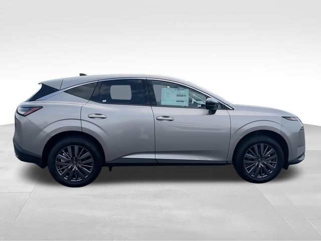 New 2026 Gold Nissan SL image 9