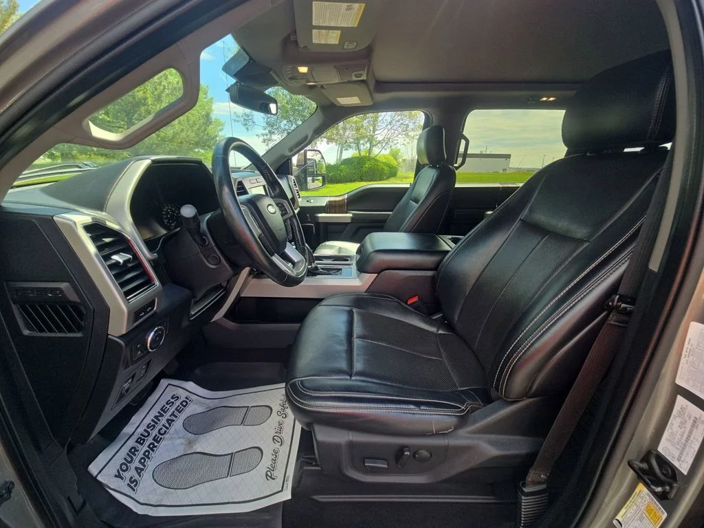 Used 2019 Green Ford Lariat image 25