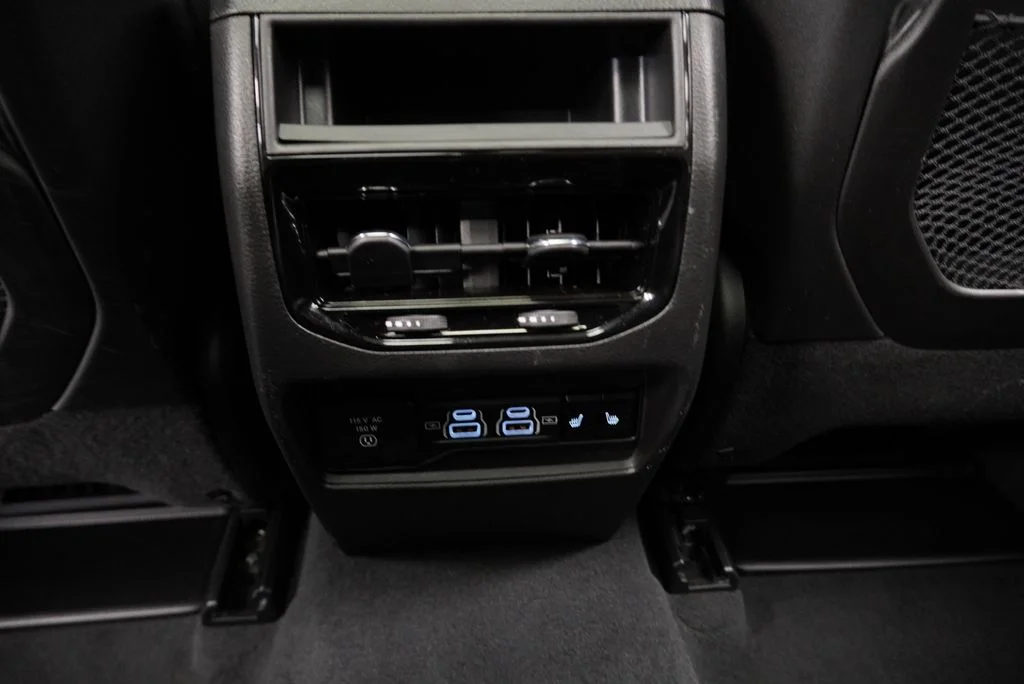 Used 2024 Black Jeep Limited image 18