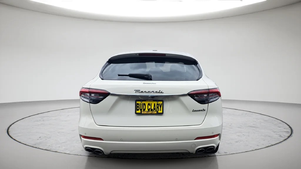 Used 2022  Maserati GT image 4