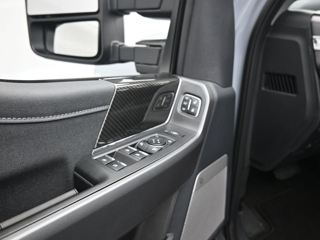New 2026 Glacier Gray Metallic Tri-Coat Ford Lariat image 10