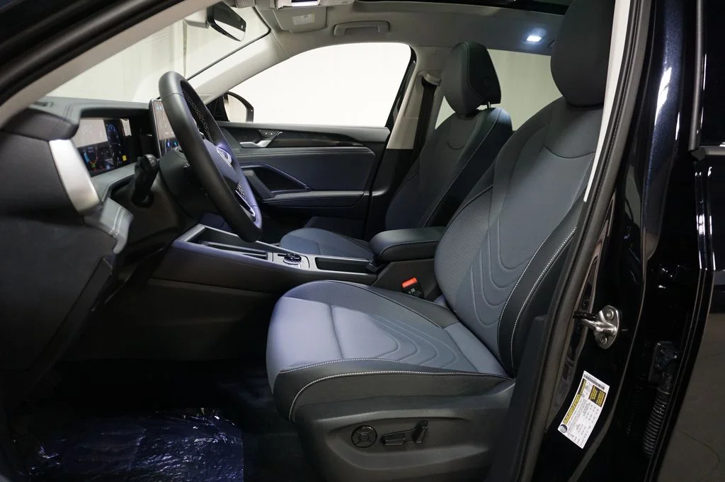 New 2026 Deep Black Volkswagen 2.0T SE image 10
