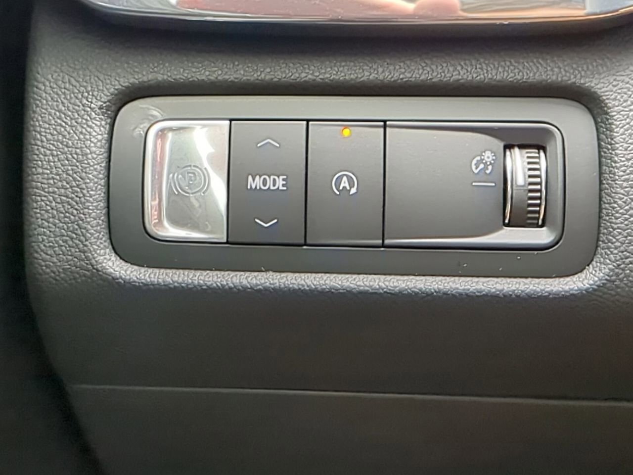 2026 GMC Acadia Elevation - Photo 18