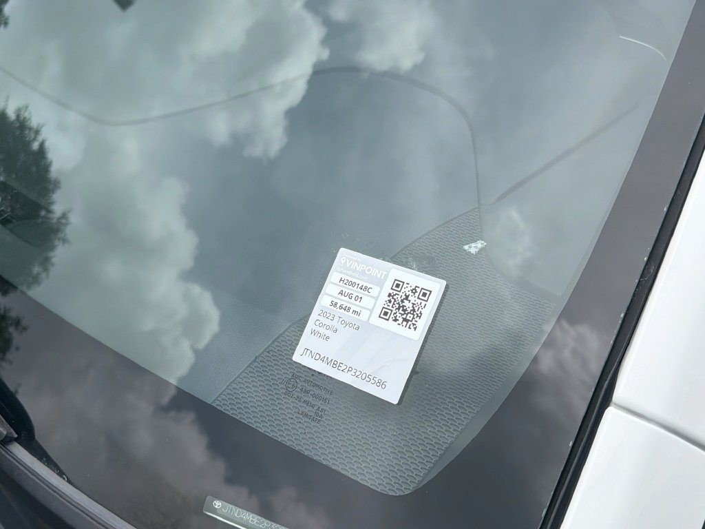 Certified Used 2023 Ice Toyota SE image 34