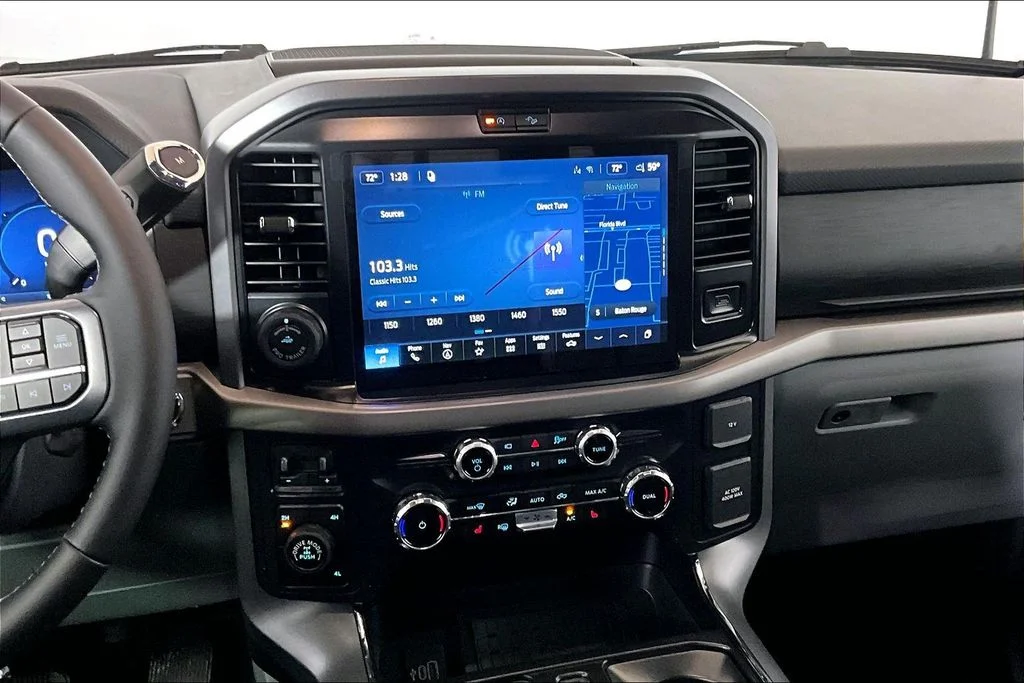 New 2026 Carbonized Gray Metallic Ford XLT image 7