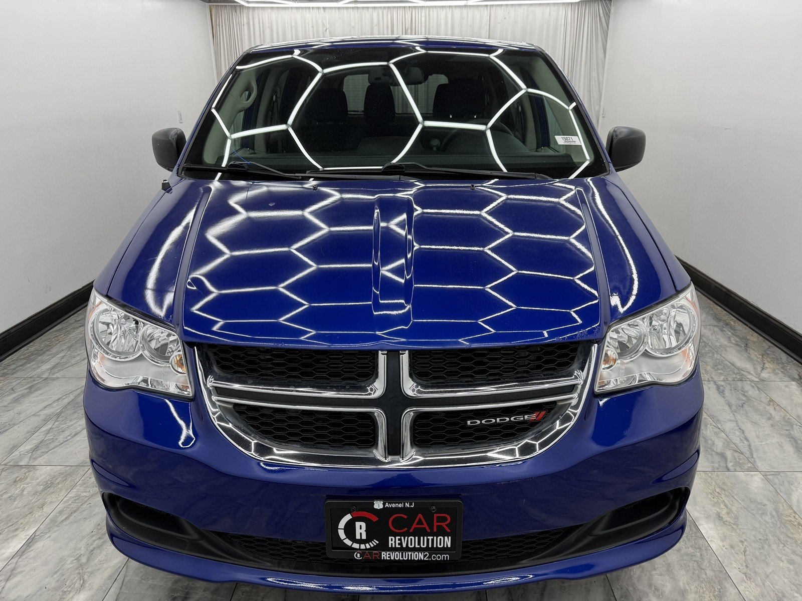 2019 Dodge Grand Caravan SE photo 2