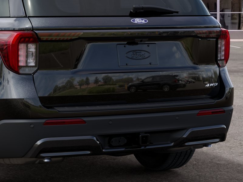 New 2027 Agate Black Metallic Ford ST-Line image 23