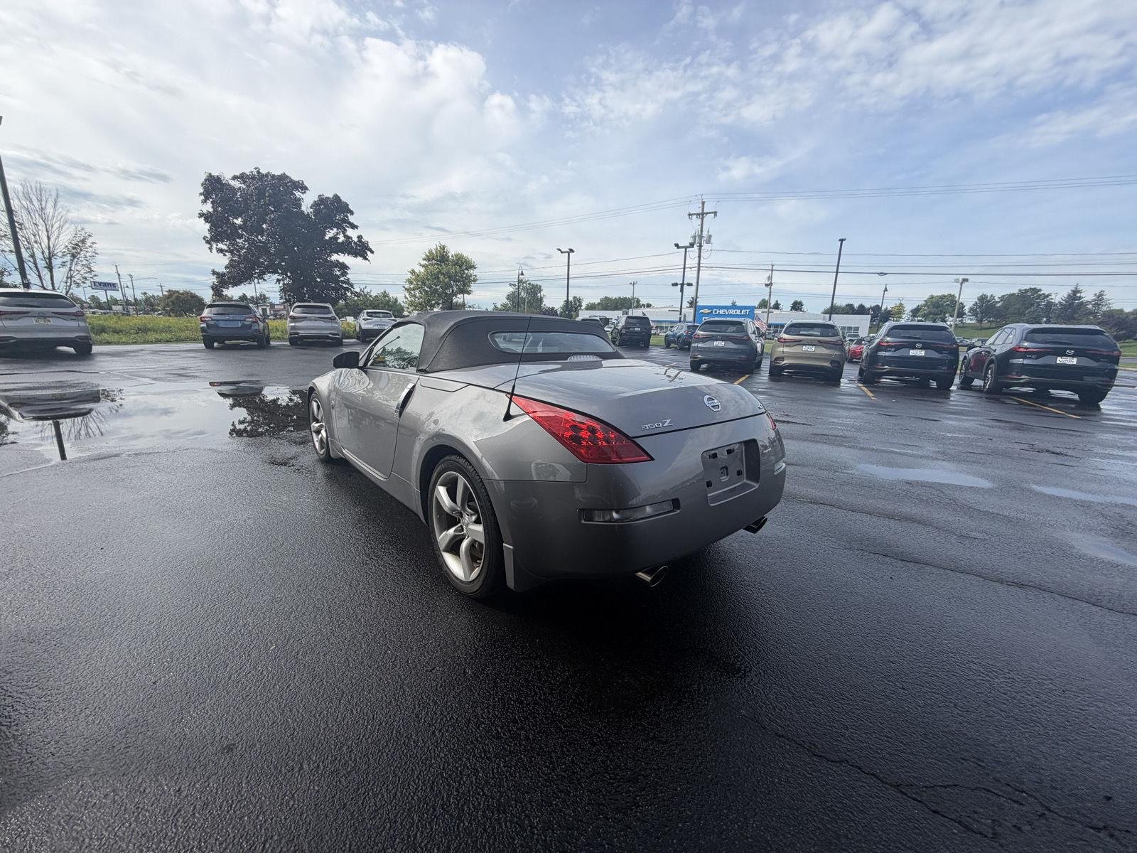 Used 2007 Carbon Silver Metallic Nissan Grand Touring image 6