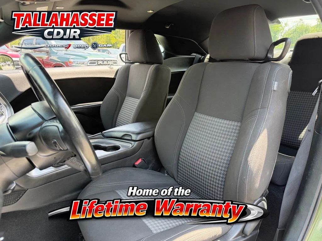Used 2023 Green Dodge SXT image 12