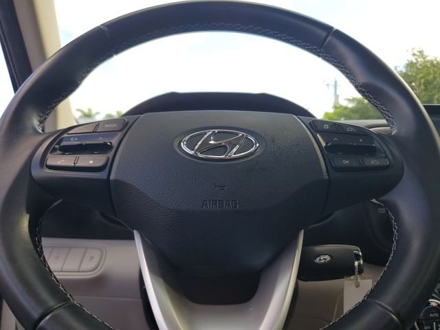 2023 Hyundai Venue SEL - Photo 13