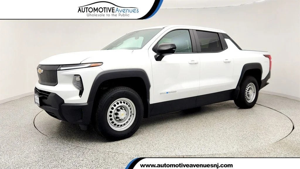 2024 Chevrolet Silverado EV Work Truck 3WT's photo
