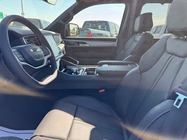 New 2026 Fathom Blue Pearlcoat Jeep Limited Reserve image 8