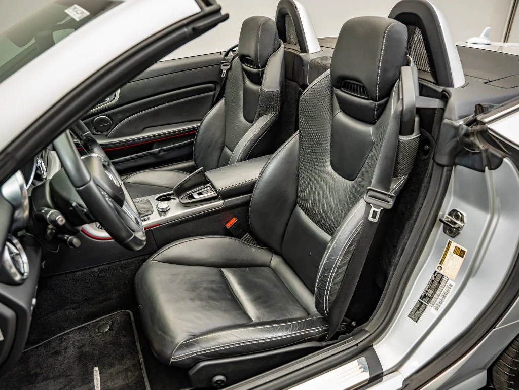 Used 2013 Silver Mercedes-Benz SLK 250 image 23