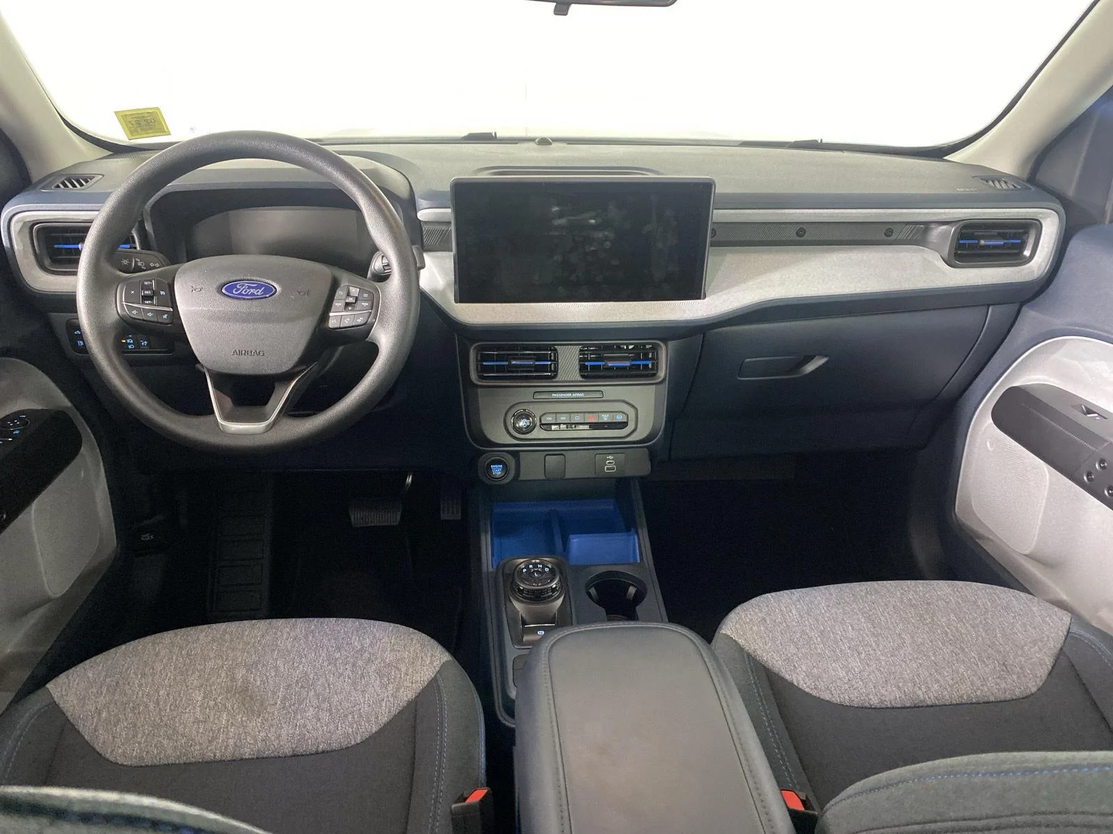 New 2025 White Metallic Ford XLT image 21