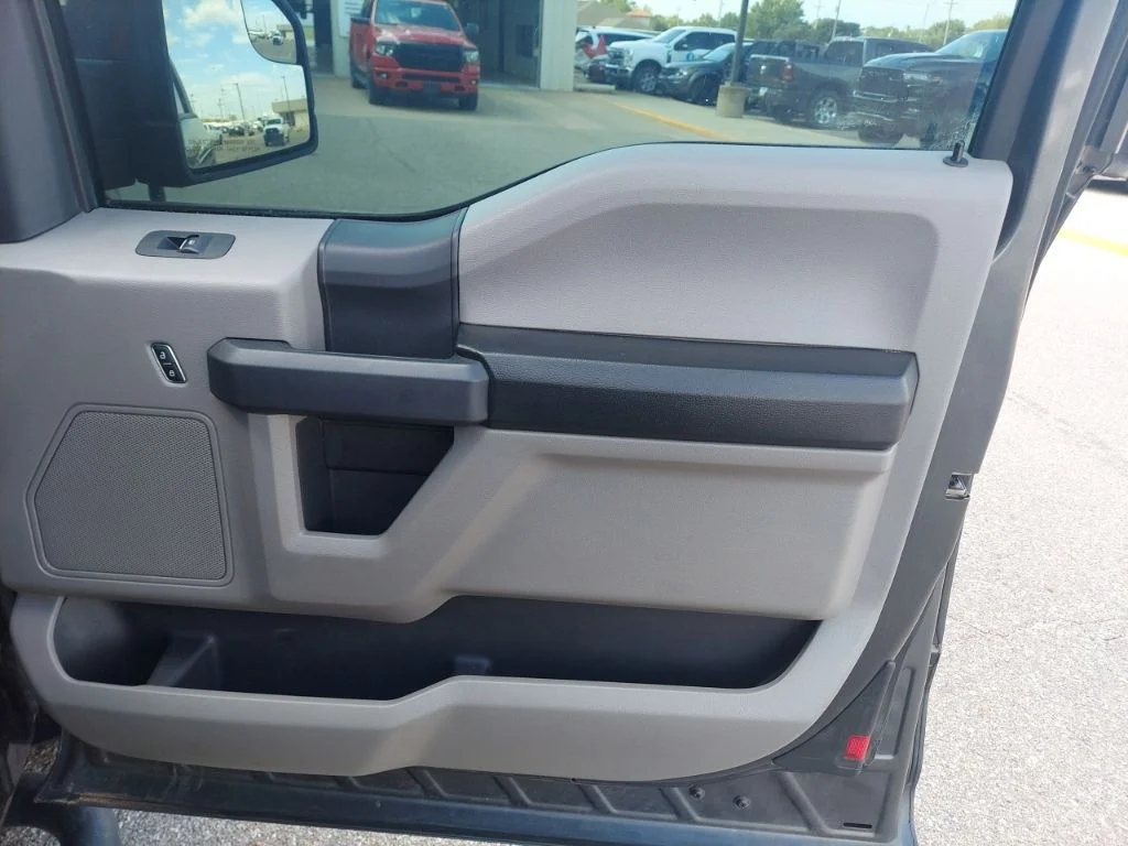 Used 2020 Gray Ford XL image 39