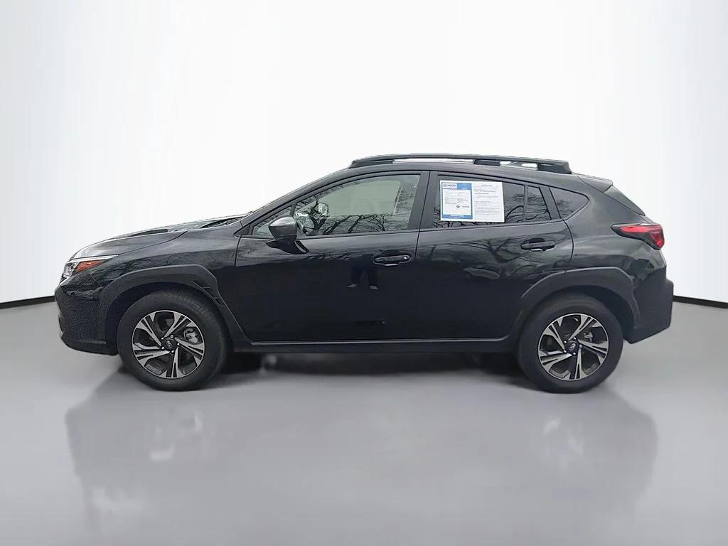 Used 2025 Crystal Black Silica Subaru Premium image 4