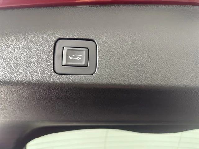 Used 2023 Cinnabar Metallic Buick Essence image 25