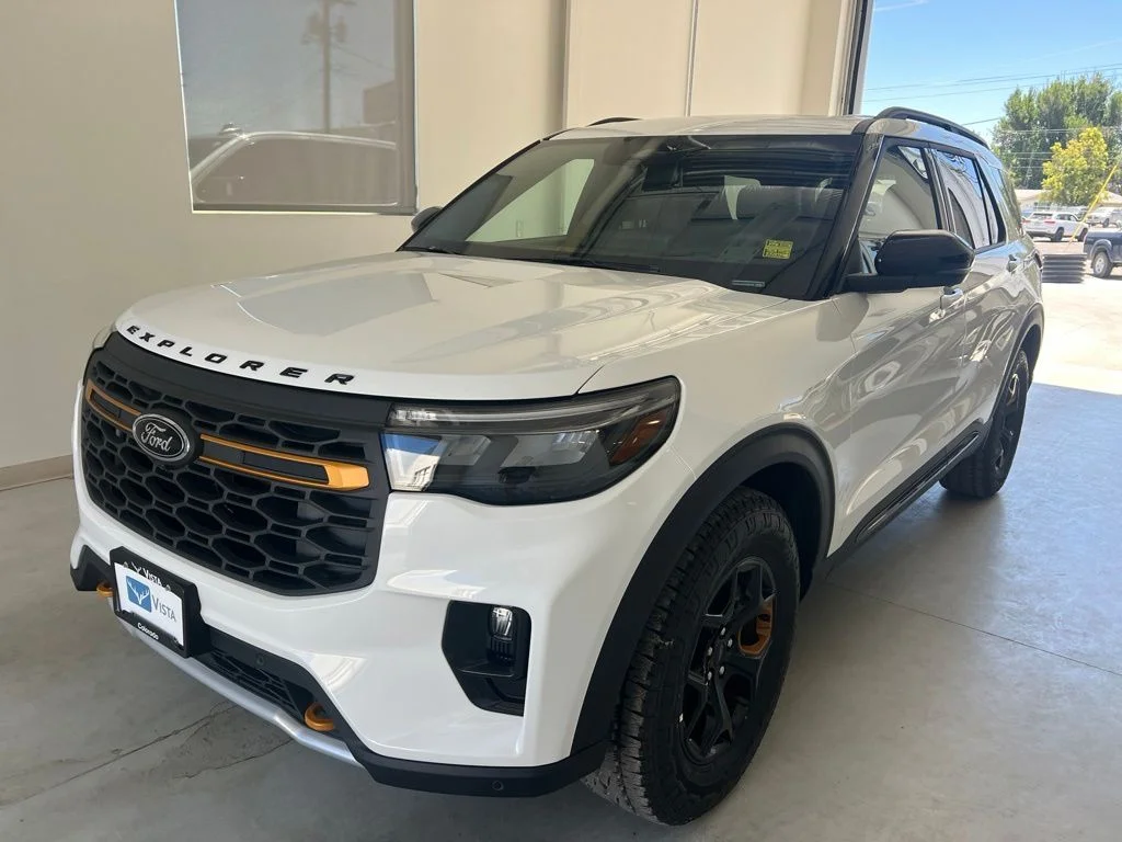 New 2026 Star White Metallic Tri-Coat Ford Tremor® image 3
