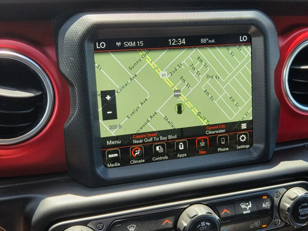 Used 2022 Gray Jeep Rubicon image 22