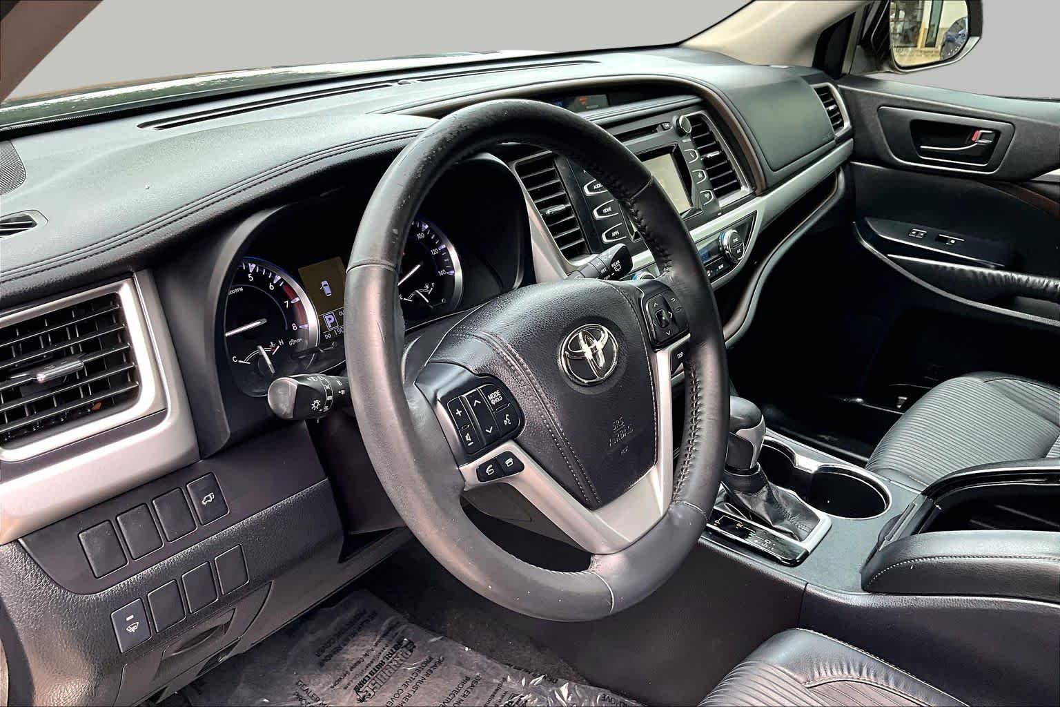 Used 2015 Attitude Black Metallic Toyota LE Plus image 16