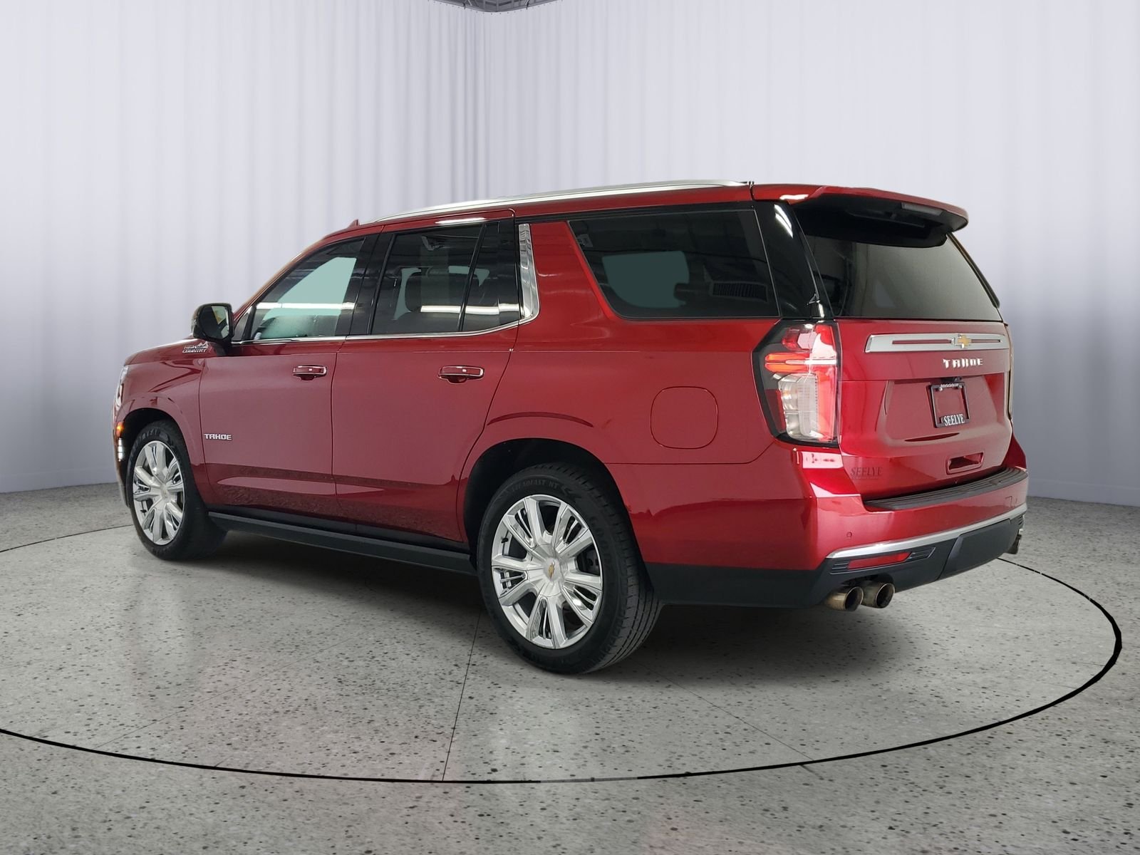 Used 2021 Red Chevrolet High Country image 3