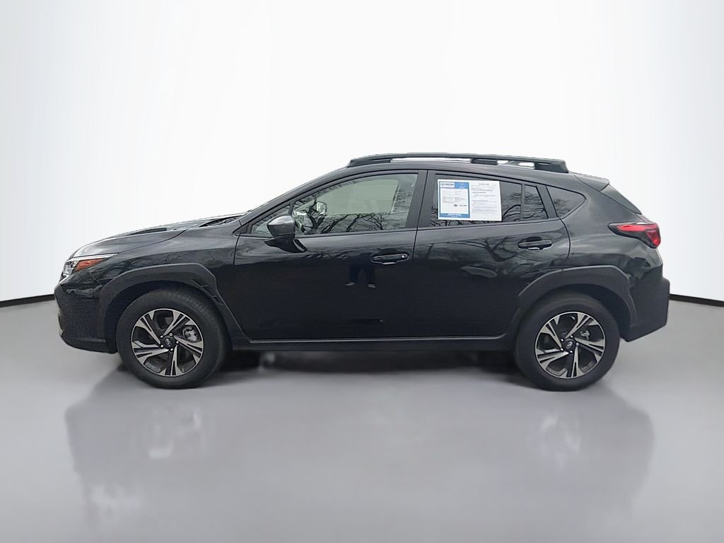 Used 2025 Crystal Black Silica Subaru Premium image 4