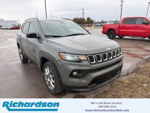 2023 Jeep Compass Latitude Lux