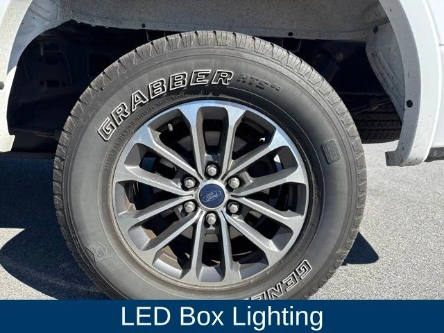 Used 2020 White Ford XLT image 31