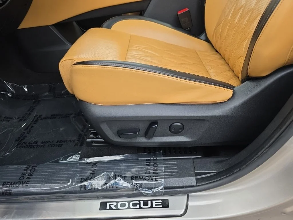 2023 Nissan Rogue Platinum - Photo 15