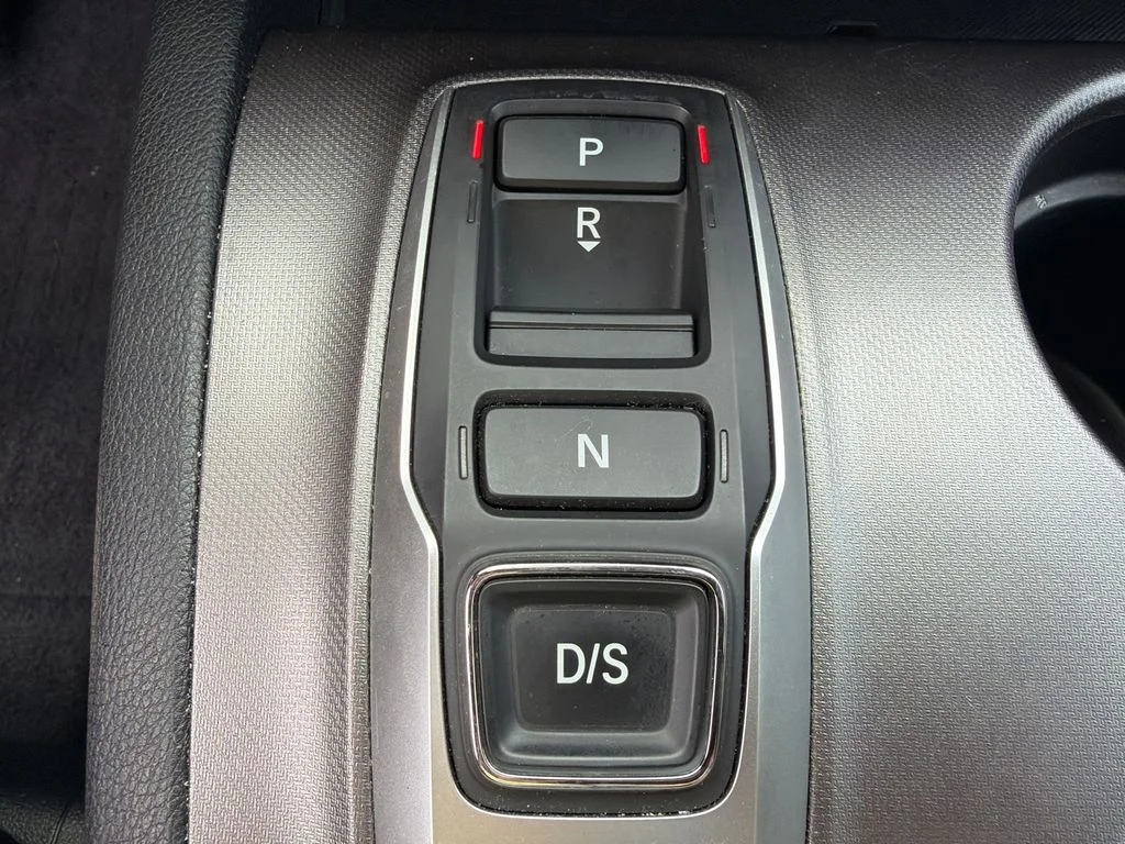 Used 2023 Black Honda RTL image 31
