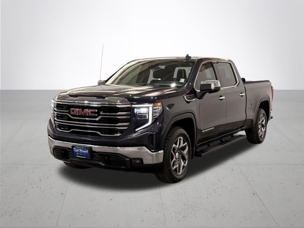 Used 2022 Titanium GMC SLT image 2