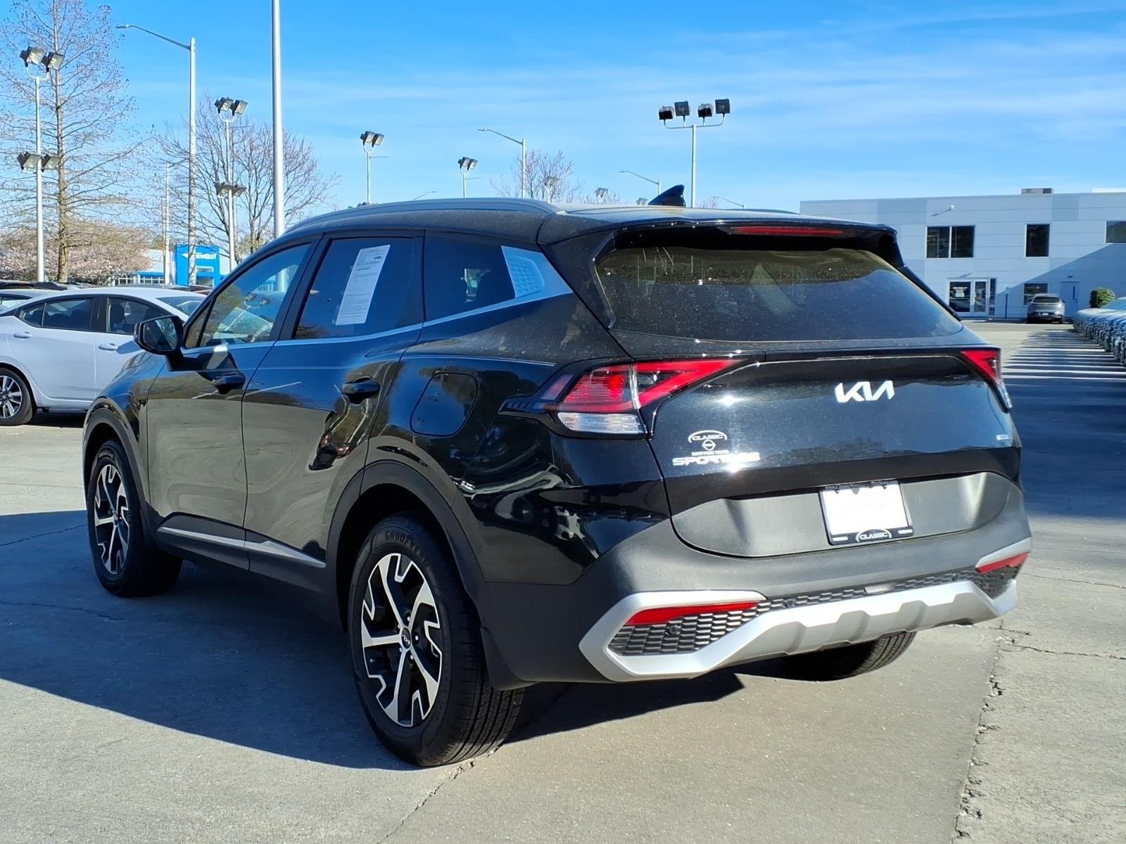 Used 2023 Fusion Black Kia EX image 7