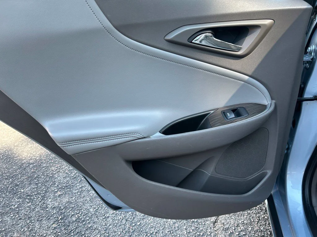 Used 2017 Blue Chevrolet Premier image 28