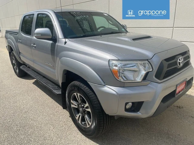 Pre-Owned 2015 Toyota Tacoma Base