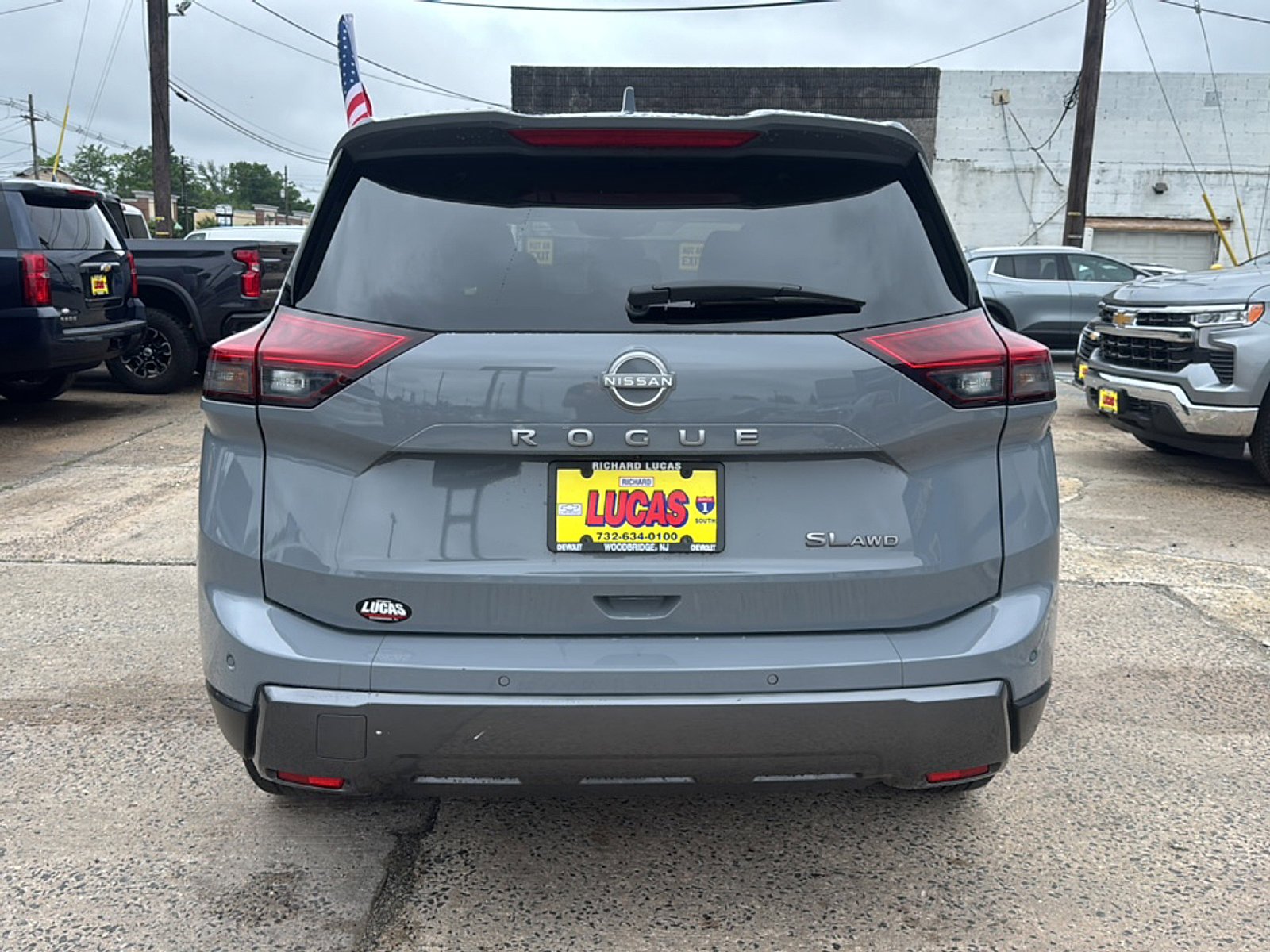 2025 Nissan Rogue SL - Photo 6