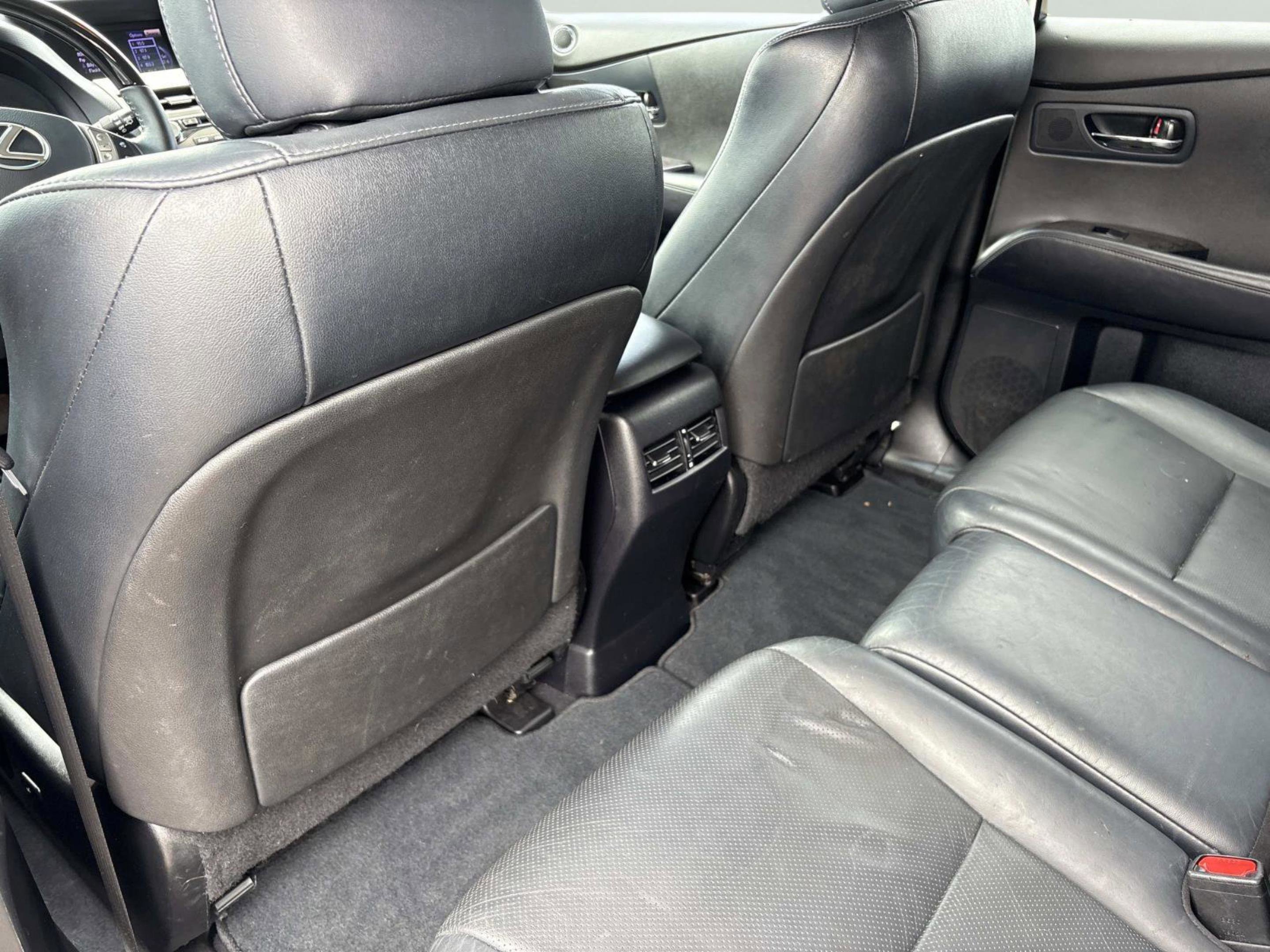 Used 2015 Silver Lexus 350 image 14